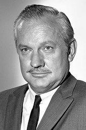 Russ Conway as Detective (uncredited)