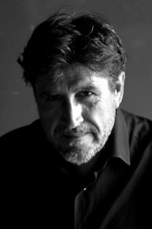 Agostino Chiummariello as Lorenzo