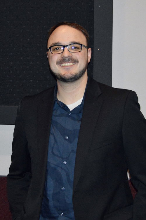 Robert Maynard as Reporter Chris Edwards