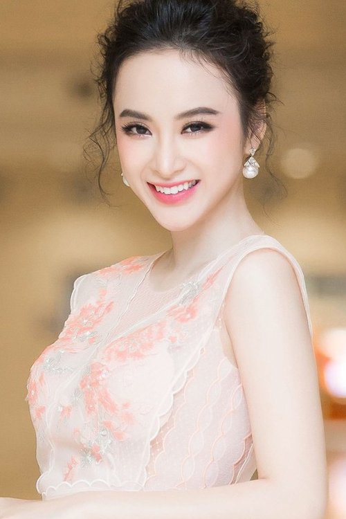 Angela Phương Trinh as Hạ Quyên