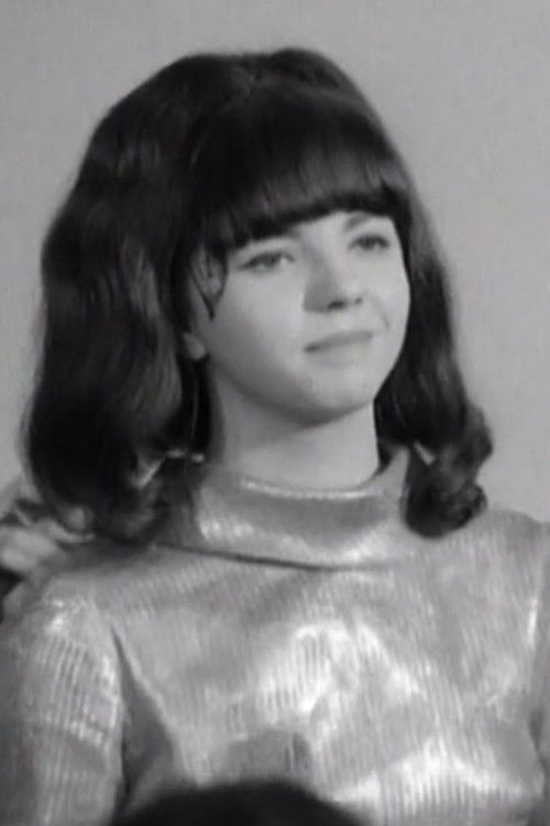 Sarolta Zalatnay as Kati Szilágyi