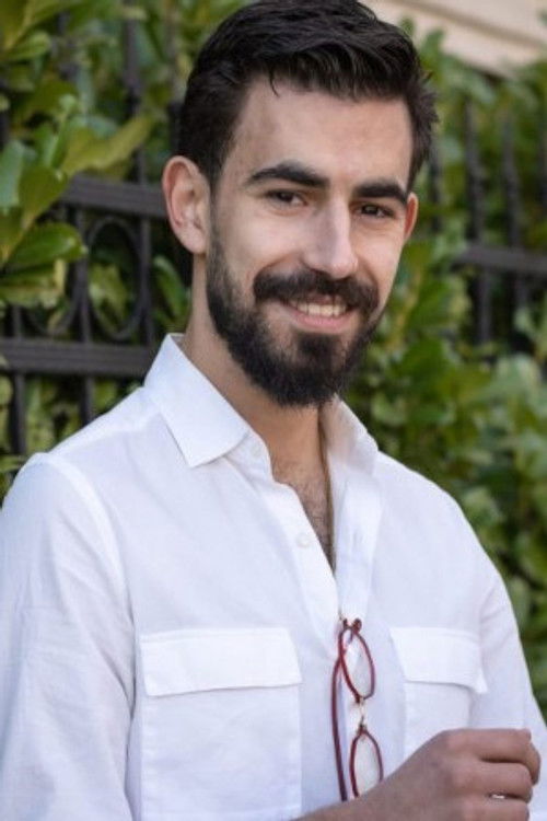 Georg Kiryakov as Victor