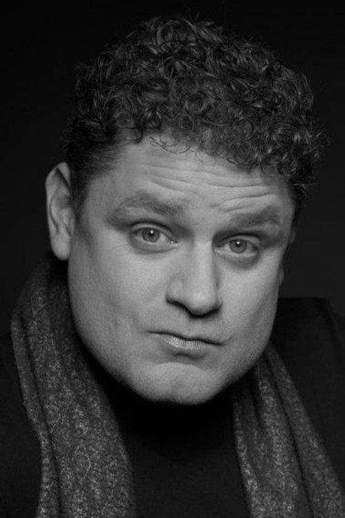 Tomáš Racek as Hugo (voice)