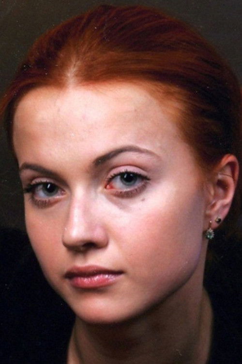 Aleksandra Afanaseva-Shevchuk as Вера, Даша