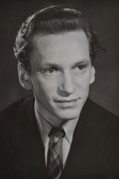 Heikki Haravee as Clever-Ants