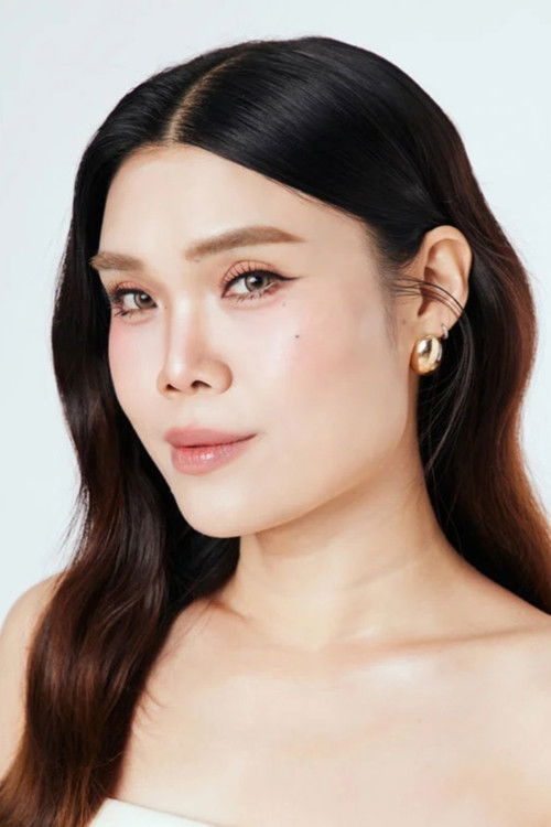 Tachakorn Boonlupyanun as Amy