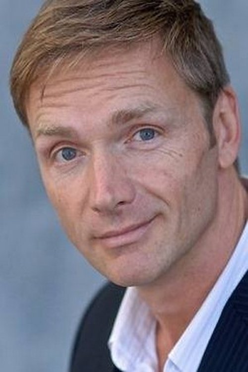 Ted Cole as Squeaks (voice)