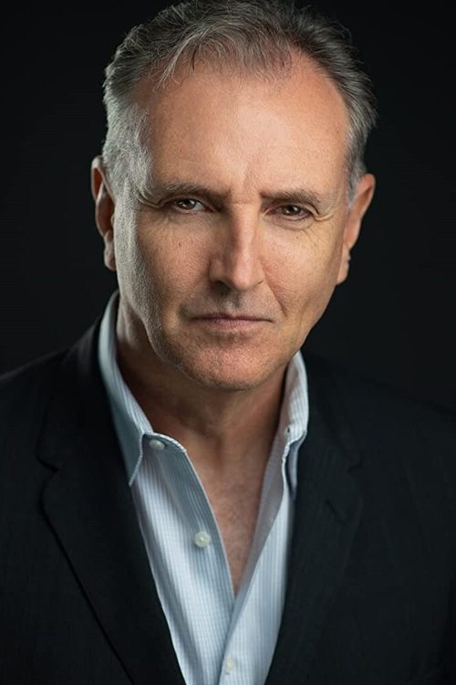 Randall Newsome as Livingston