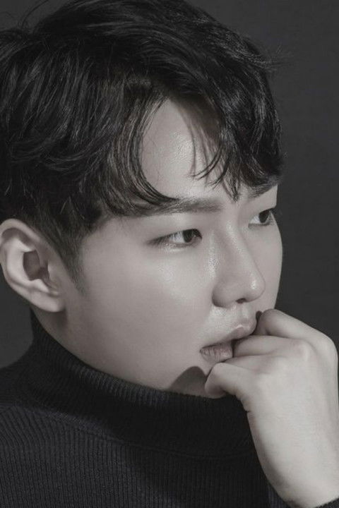 Kim Min-ju as Park Dong-soon (voice)