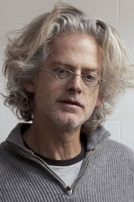 Santiago Amigorena as Shrink