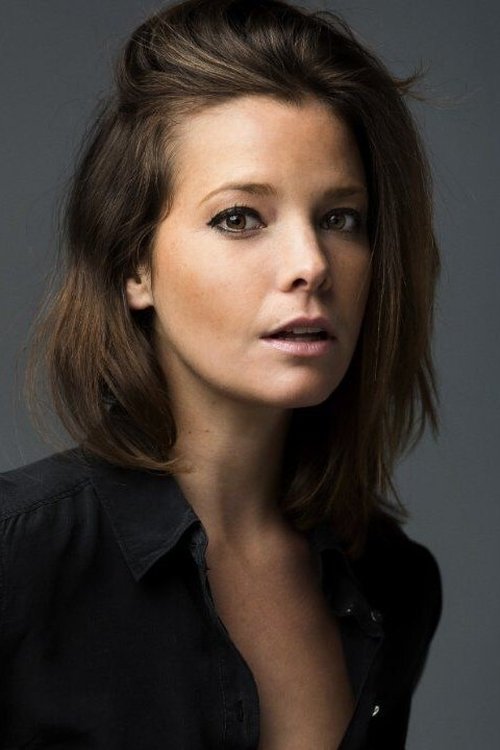 Kyrié Capri as Woman