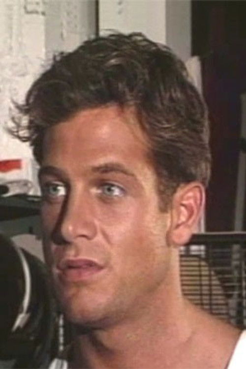 Rob Banks as Reynolds (as Rob Beck)