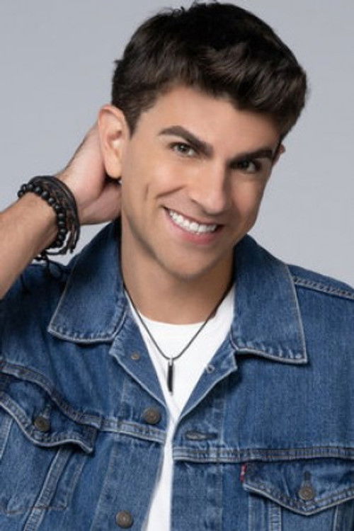 Javier Ponce as Guapo