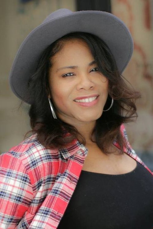 Shawntay Dalon as Jasmin