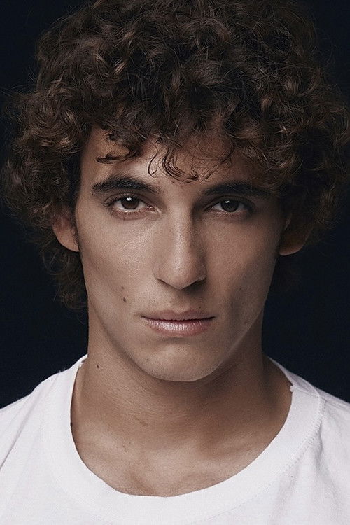 Miguel Herrán as Río