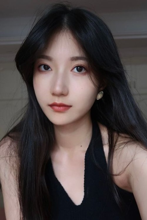 Lan Lan as Gu Manqing / Qin Wan