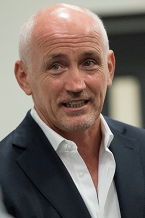Barry McGuigan as Self