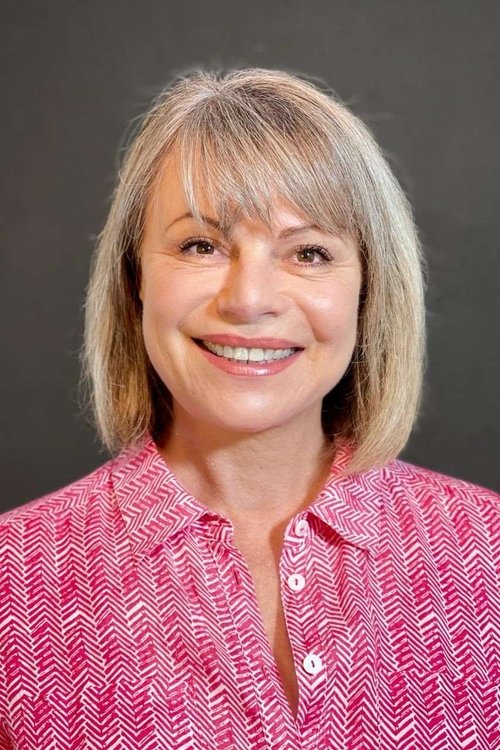 Hanli Rolfes as Elna