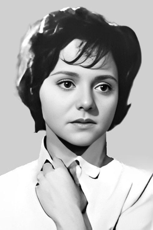 Dolores Sutton as Molly Baxter