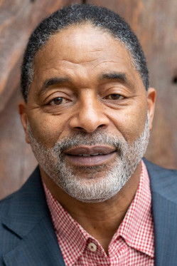 Norman Nixon as Irv von Snead