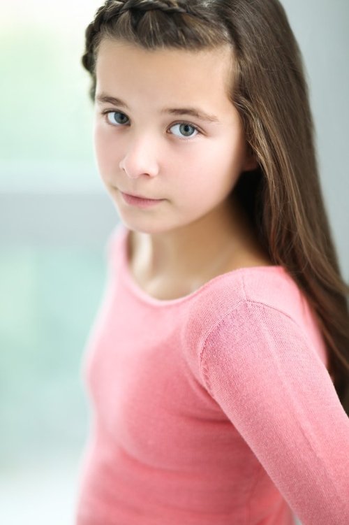 Laura MacKillop as Amber Ducette