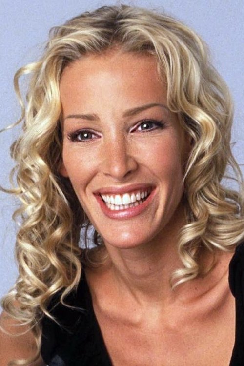 Ophélie Winter as Eve Latour