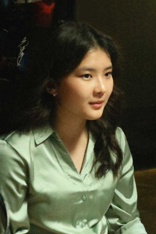 Revalra Angeliq as Marmee