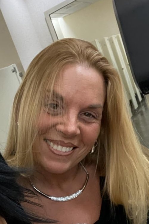 Lynn Marocola as Ferry Person (uncredited)