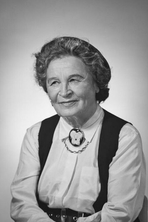 Sirkka Saarnio as Leja