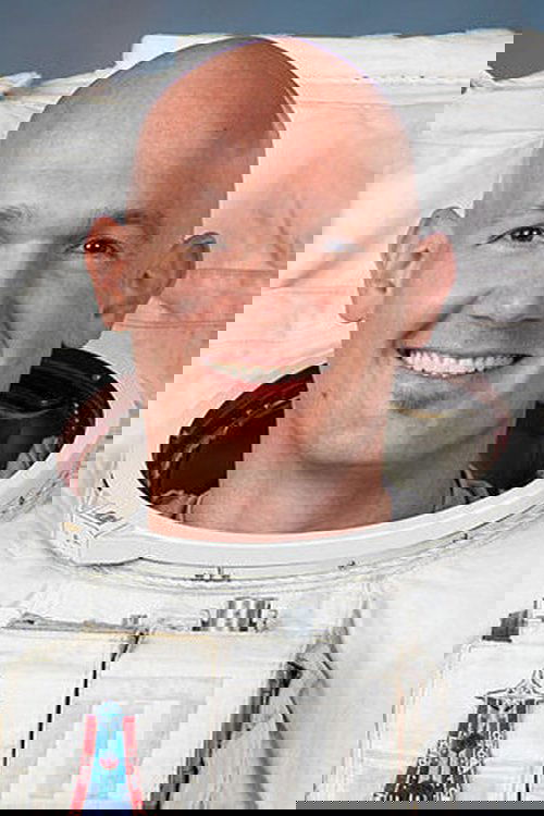 Alexander Gerst as Self - Astronaut