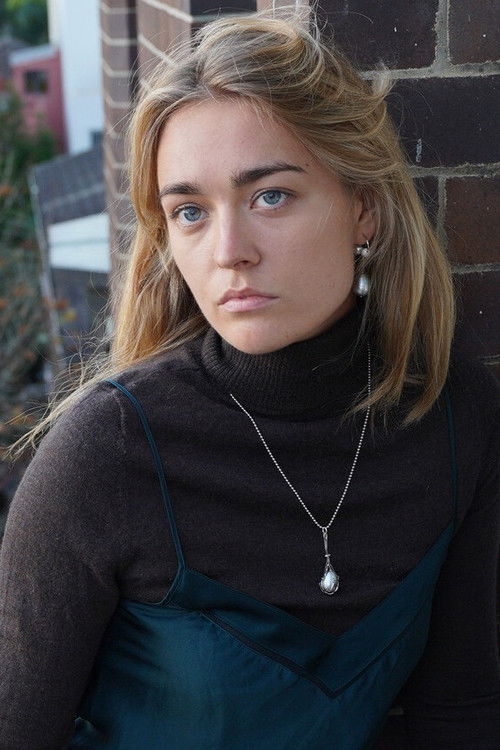 Jasmine Cavanough as Paris