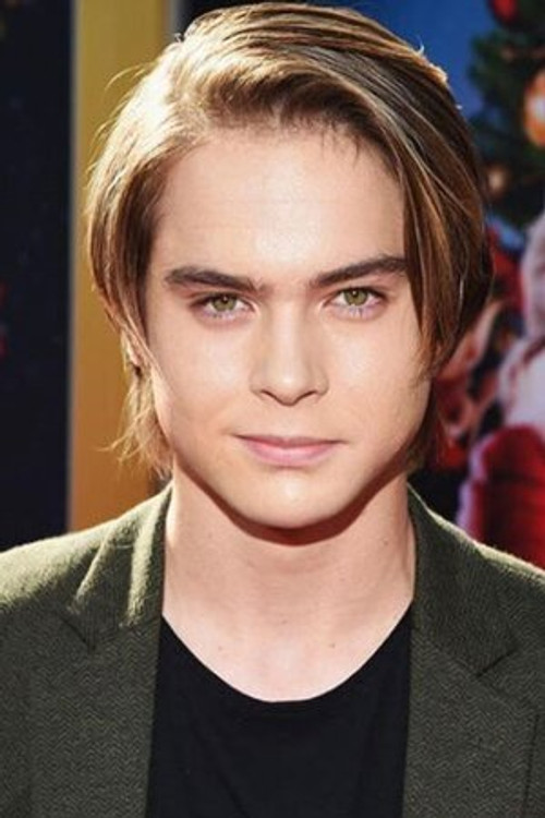 Judah Lewis as Teddy Pierce