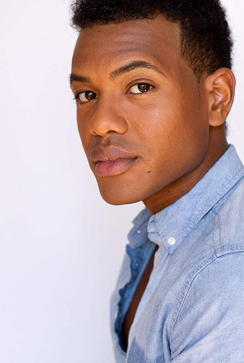 Martin L. Washington Jr. as Leo