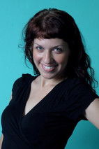 Maya Otos as Pelatih Karate 1