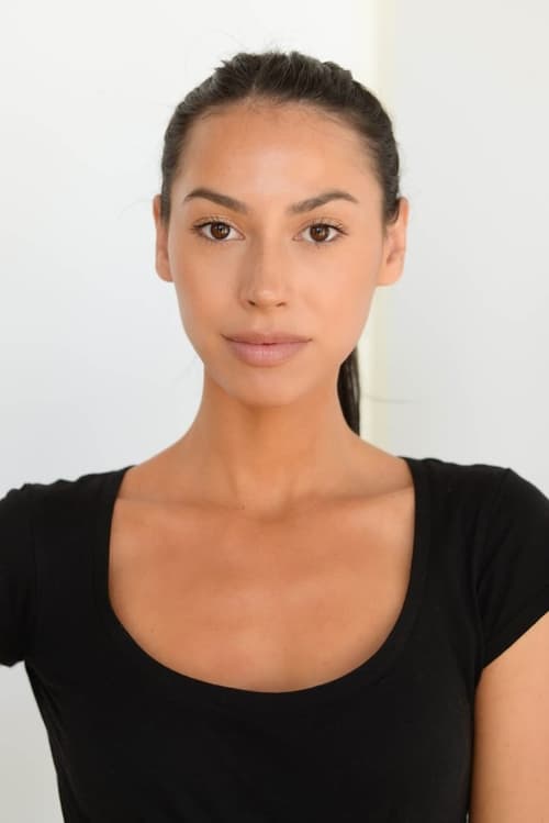 Wasé Chief as King's Wife