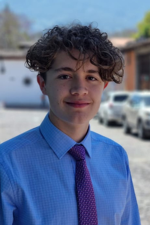 Iván Ibarra as Andrew Molotov