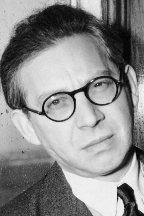 Alexander Korda as Self