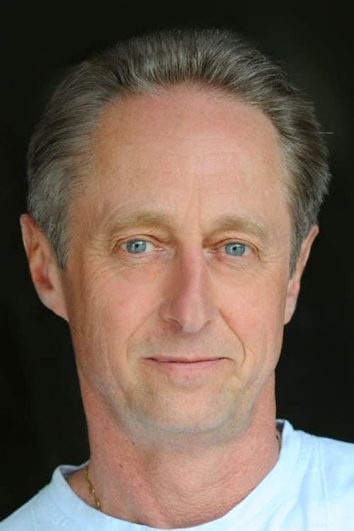 Jacob Rupp as Palmer