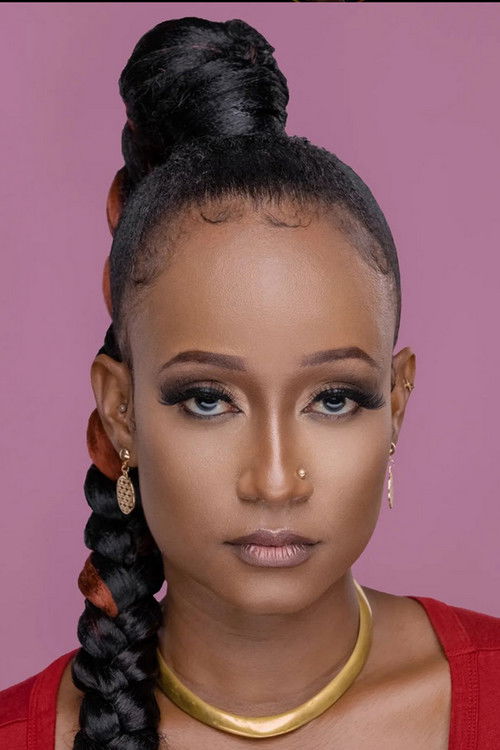 Amalie Chopetta as Tindi