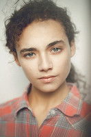 Mollie Lambert as Gemma