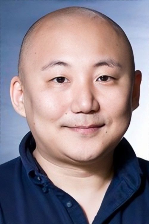 Ju Ho-min as Regular Member