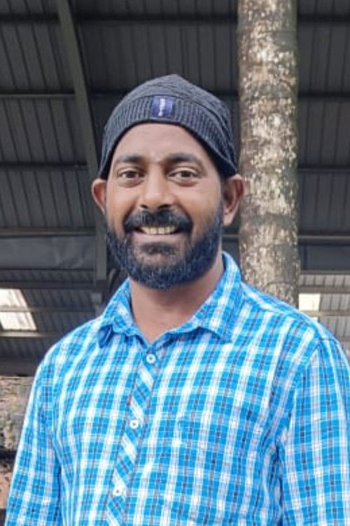 Ganesh Mogaveera as Manja