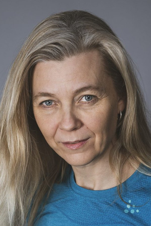 Betina Grove as Gårdvagt