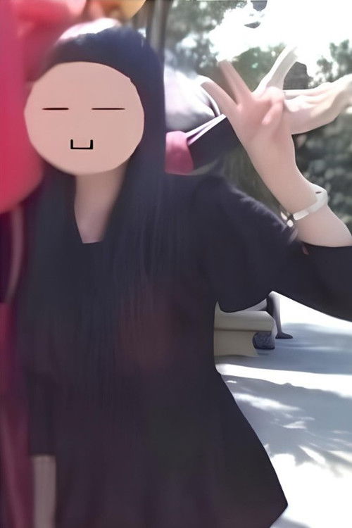 Nao Yukura as Kyonyuu Kanojo (voice)