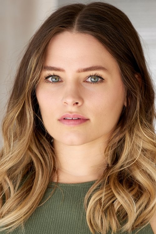 Samantha Laurenti as Sarah