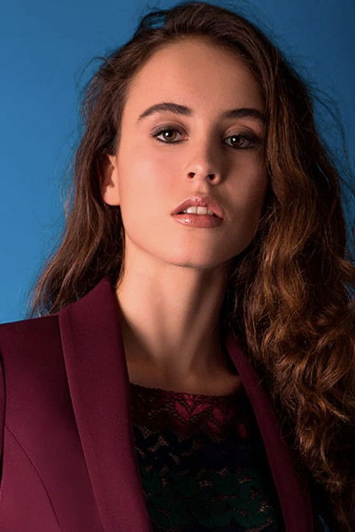 Giorgia Gargano as Anna