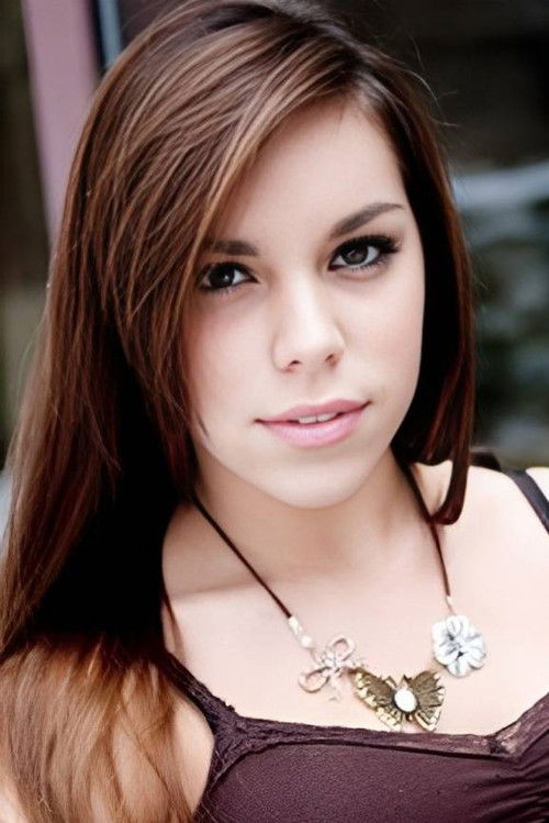 Riana Ballo as Stacey