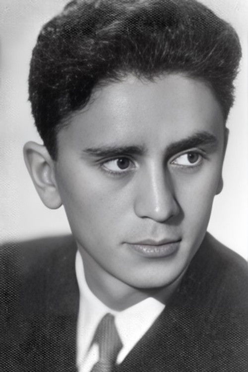 Viktor Markin as охотник