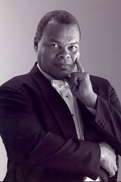 Donnie Ray Albert as The old doctor