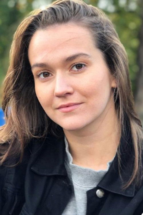 Vanessa Möller as Annabelle